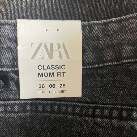 NWT ZARA CLASSIC MOM FIT JEANS - Picture 4 of 5
